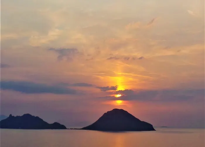 Sunset Mavi