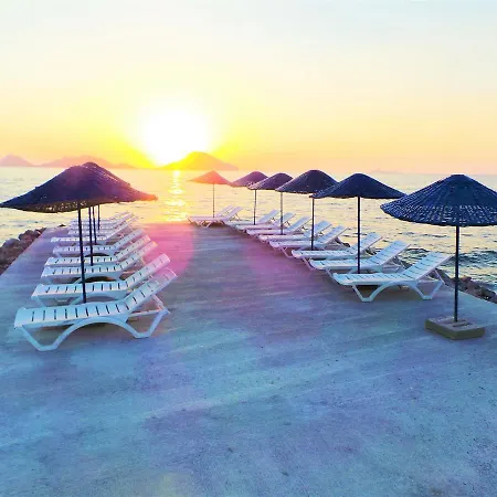 Sunset Mavi בית נופש *