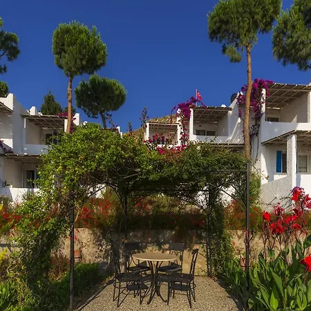 Sunset Mavi Nyaraló *